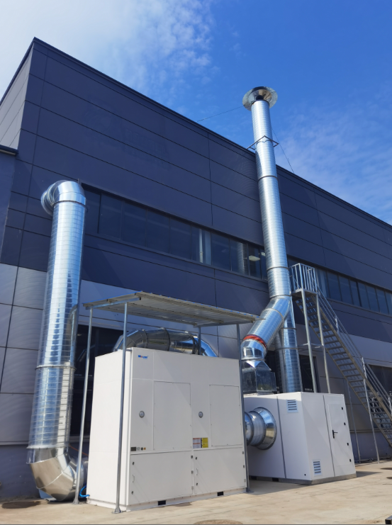 ���m�O��